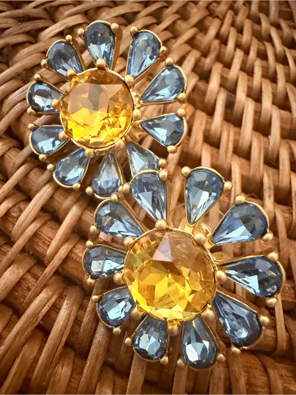 Oscar de la Renta Blue & Golden Topaz Sunflower Crystal Earrings✨Pierced/ Post - Picture 5 of 11